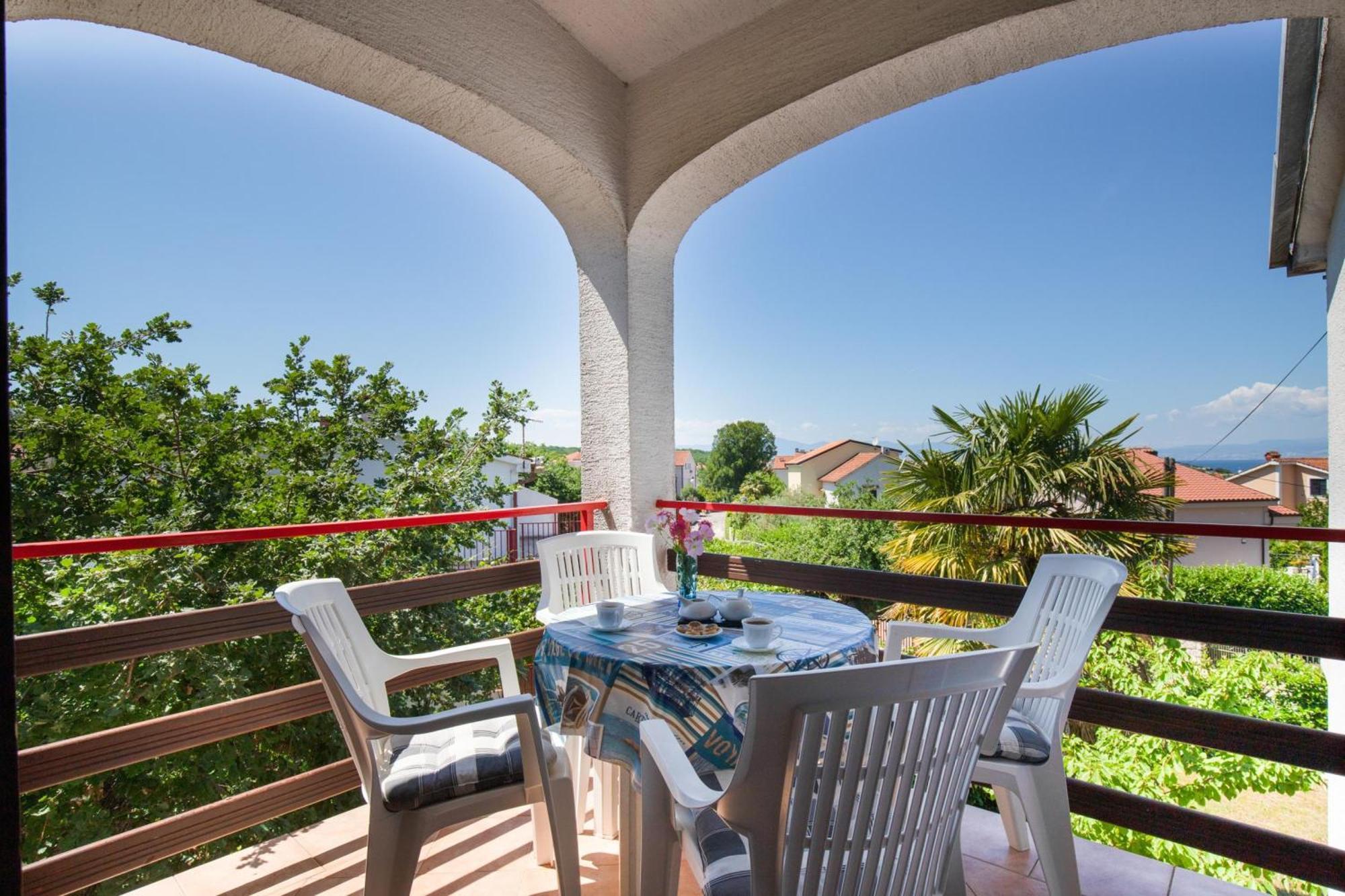 Apartments Brankica Island - Happy Rentals Вантачичи Екстериор снимка