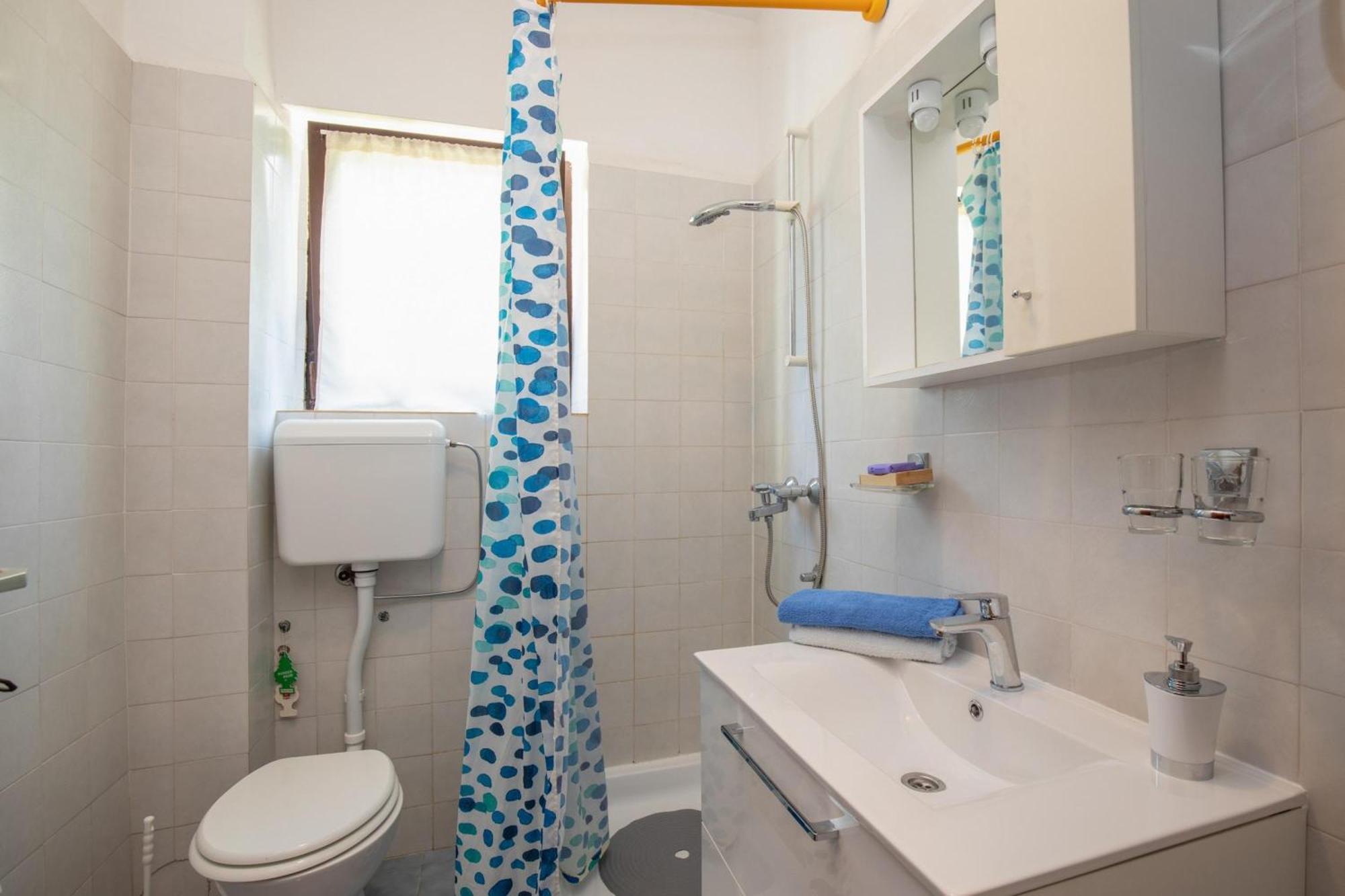 Apartments Brankica Island - Happy Rentals Вантачичи Екстериор снимка