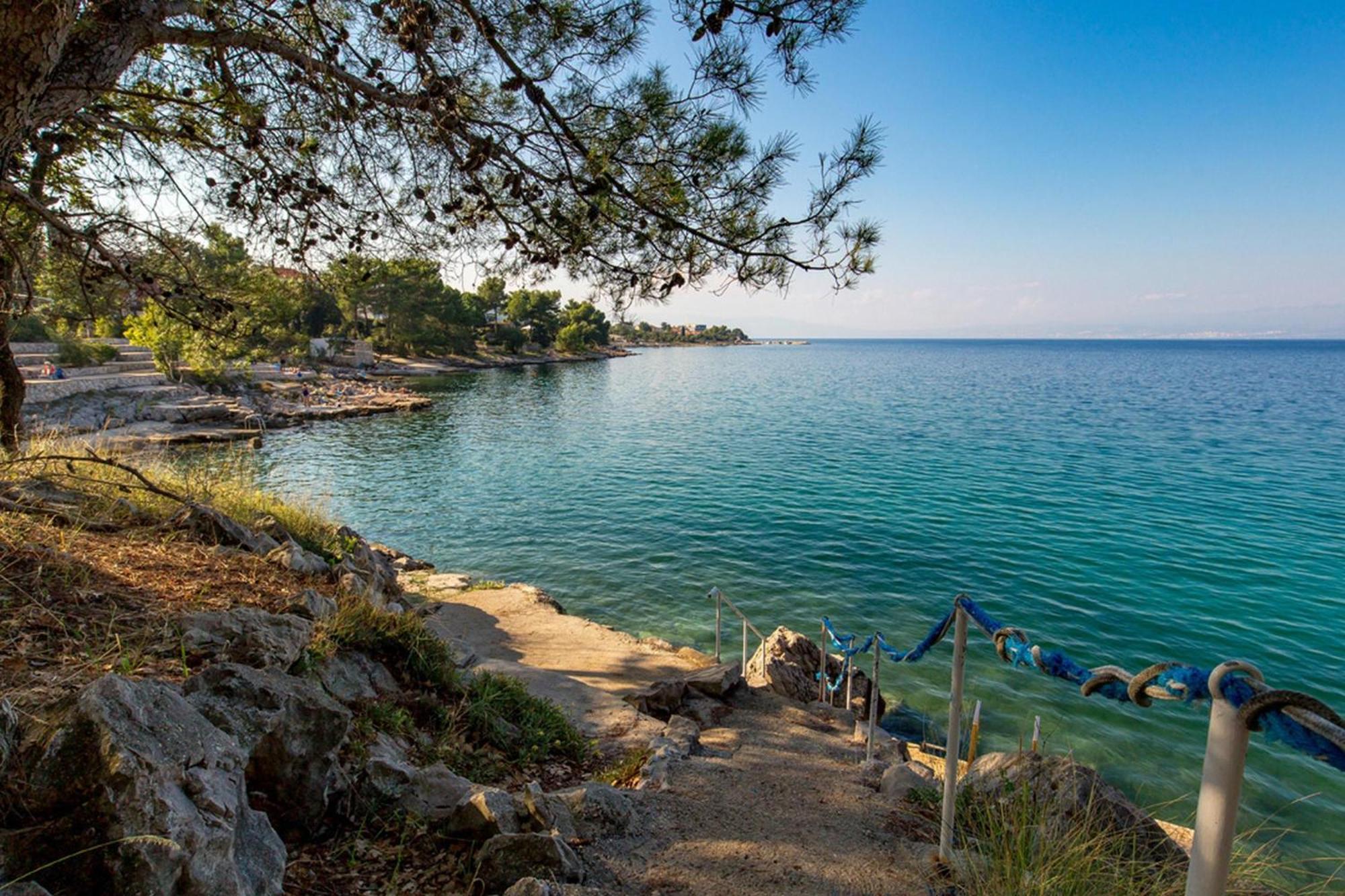 Apartments Brankica Island - Happy Rentals Вантачичи Екстериор снимка