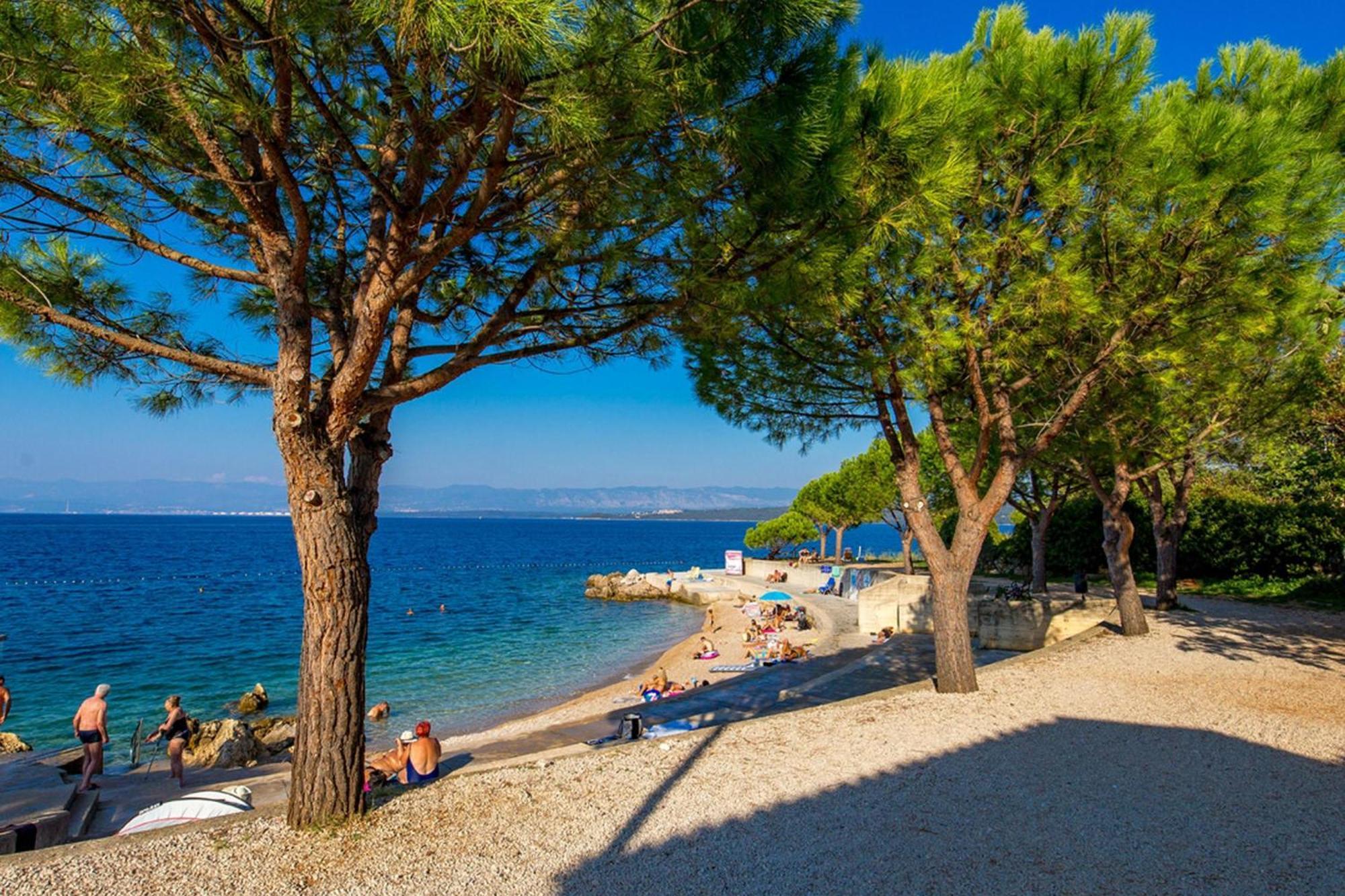 Apartments Brankica Island - Happy Rentals Вантачичи Екстериор снимка