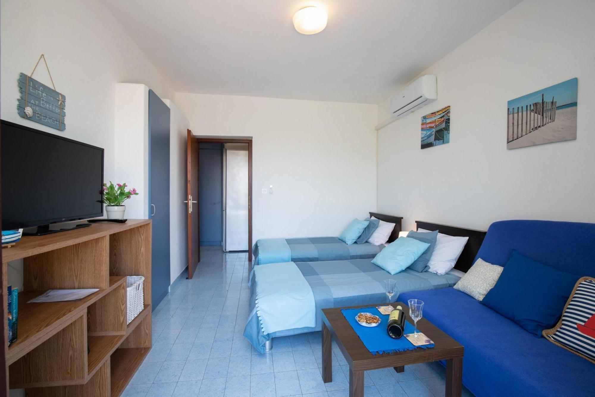 Apartments Brankica Island - Happy Rentals Вантачичи Екстериор снимка